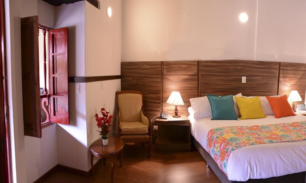 Hotel Cacique Real ซิปากีรา ภายนอก รูปภาพ